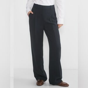 Aritzia Effortless Pant - Dark Night Navy - Worn Twice